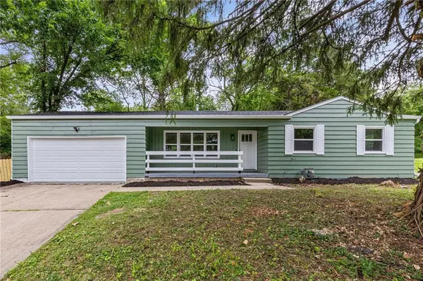 3005 N 82nd TER, Kansas City, KS 66109
