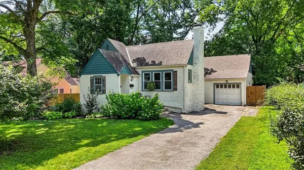 5718 Maple ST,  Mission,  KS 66202