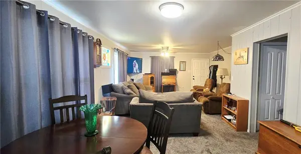 400 S Mount Carmel RD, Frontenac, KS 66763