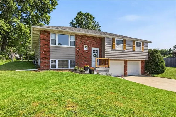 13204 Kemper CT, Independence, MO 64050