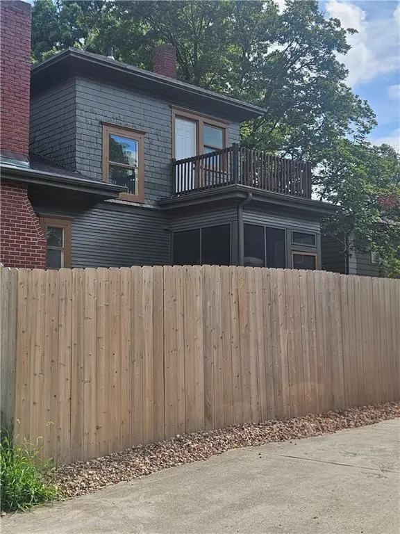315 W 4th ST, Ottawa, KS 66067