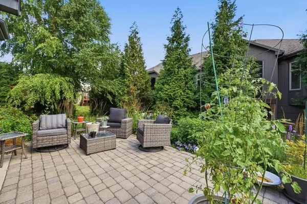 19611 W 100th ST, Lenexa, KS 66220