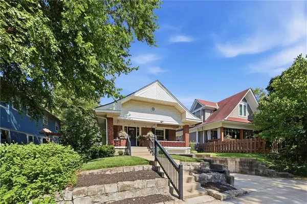 4163 Holly ST, Kansas City, MO 64111