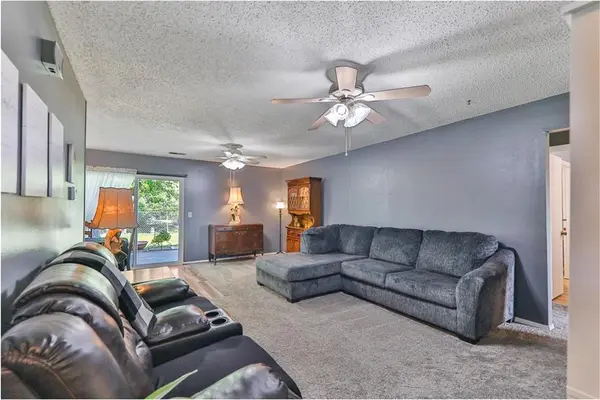 602 N Parkview ST, Coffeyville, KS 67337