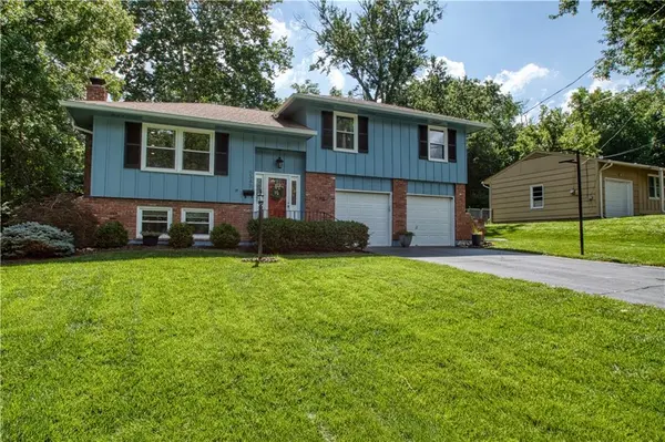 5345 Riggs ST, Mission, KS 66202