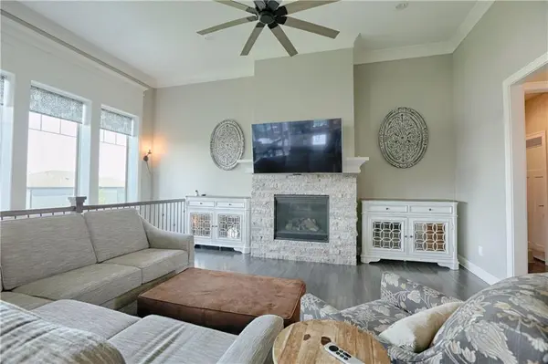 19638 Barstow ST, Spring Hill, KS 66083