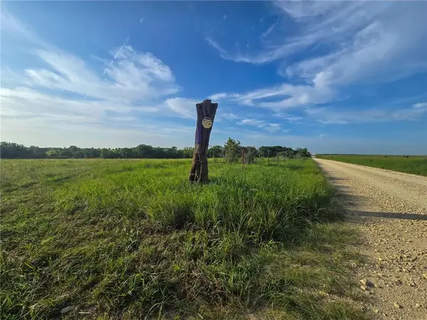 K AVE, Council Grove, KS 66846