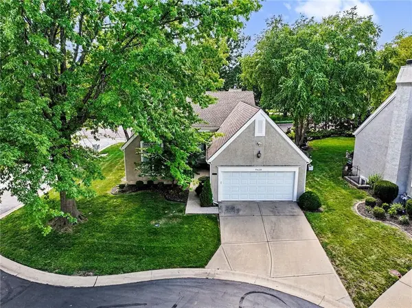 9428 W 123rd ST, Overland Park, KS 66213
