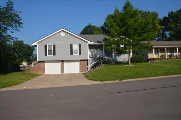 2319 NW Leann DR,  Blue Springs,  MO 64014