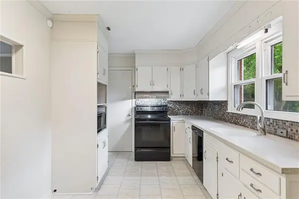 4615 NE 47th ST, Kansas City, MO 64117