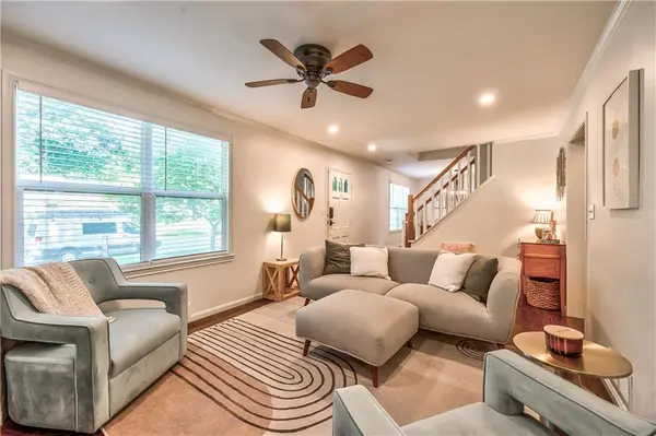 5421 Juniper ST, Roeland Park, KS 66205