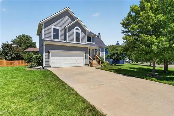 20316 W 219th ST, Spring Hill, KS 66083