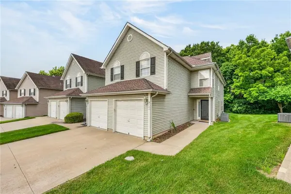 8124 N Elmwood AVE, Kansas City, MO 64119