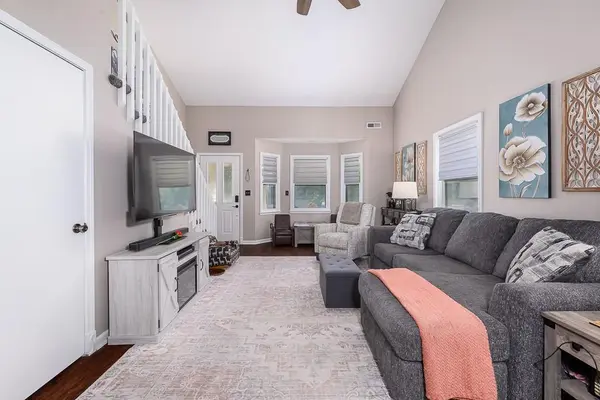 1211 Maple ST, Eudora, KS 66025