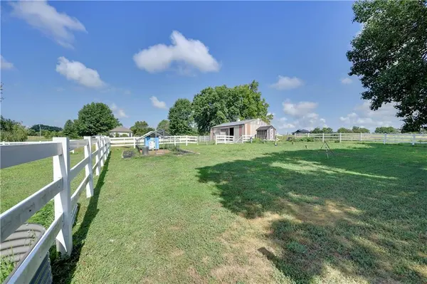 22284 Rosewood ST, Bucyrus, KS 66013