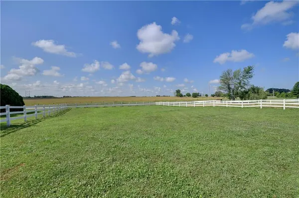 22284 Rosewood ST, Bucyrus, KS 66013