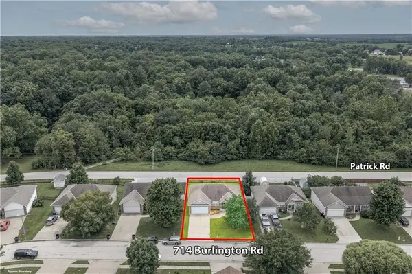 714 Burlington RD, Warrensburg, MO 64093