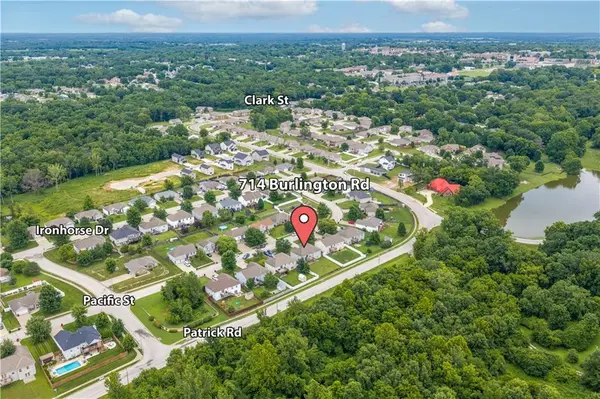 714 Burlington RD, Warrensburg, MO 64093