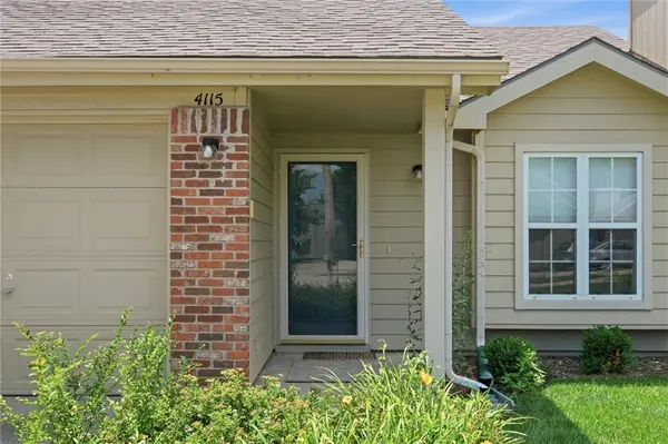 4115 W 26th TER, Lawrence, KS 66047