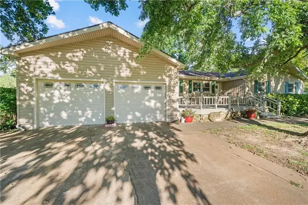 106 S Hazen ST,  Erie,  KS 66733