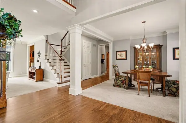 2901 W 144th TER, Leawood, KS 66224