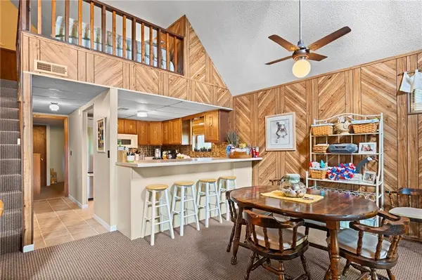 372 Lake Viking TER, Gallatin, MO 64640