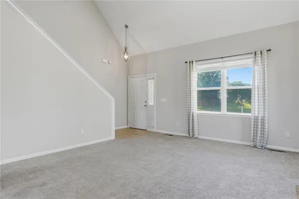 1121 Peach ST, Eudora, KS 66025