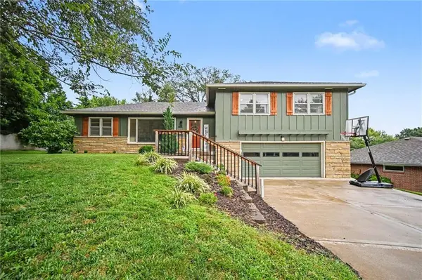 1606 NE 48th TER, Kansas City, MO 64118