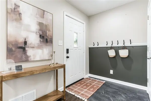 6502 N Main ST, Gladstone, MO 64118