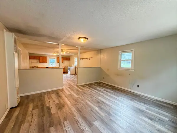 218 Highland AVE, Lexington, MO 64067