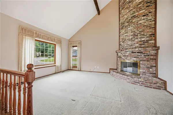 12635 W 80th ST, Lenexa, KS 66215