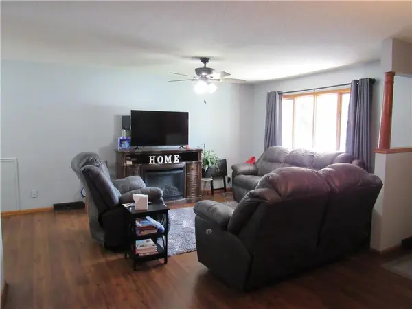2408 Ridgewood RD, Harrisonville, MO 64701