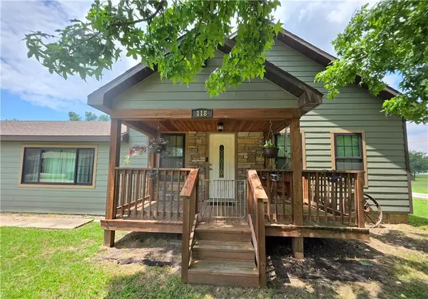 118 N Wall ST, Gas, KS 66742