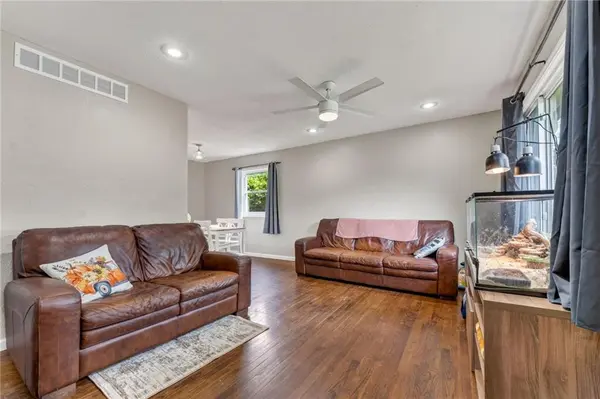 4925 N Smalley AVE, Kansas City, MO 64119