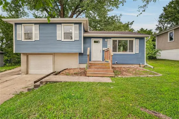 4925 N Smalley AVE, Kansas City, MO 64119