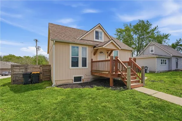 3 N Mulberry TER, Louisburg, KS 66053
