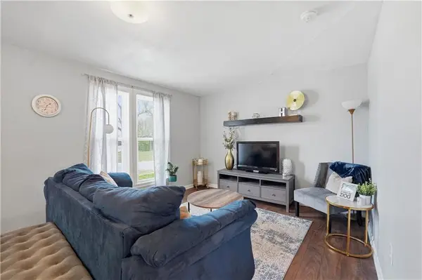3 N Mulberry TER, Louisburg, KS 66053