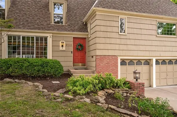 9104 W 106th ST, Overland Park, KS 66212