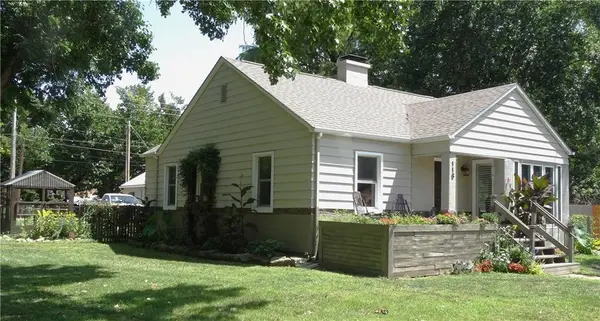 118 W Walnut ST, Rich Hill, MO 64779