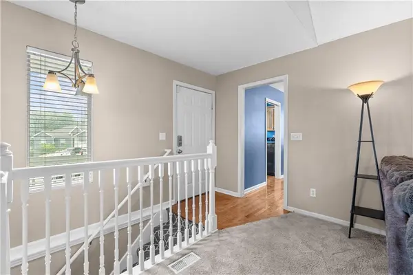 1218 WINDCREST CT, Grain Valley, MO 64029