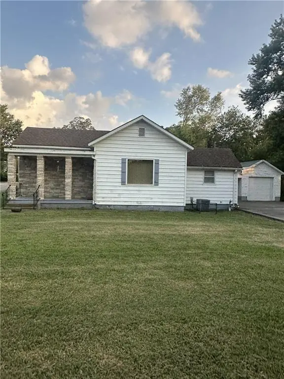 522 N havannah ST, Butler, MO 64730