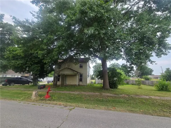 230 S Osage ST, Buckner, MO 64016