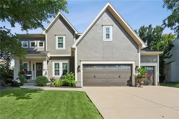 14320 Ballentine ST, Overland Park, KS 66221