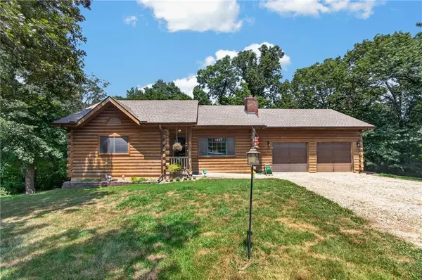 6921 Bryant Knob RD, Wellington, MO 64097