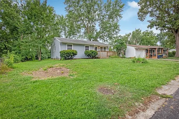 7209 NE 51st ST, Kansas City, MO 64119