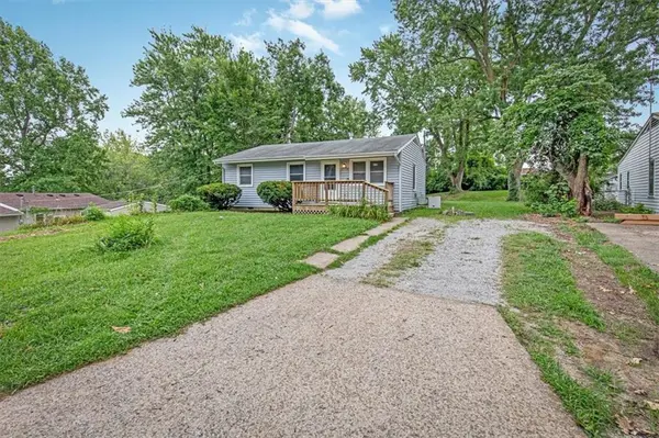 7209 NE 51st ST, Kansas City, MO 64119