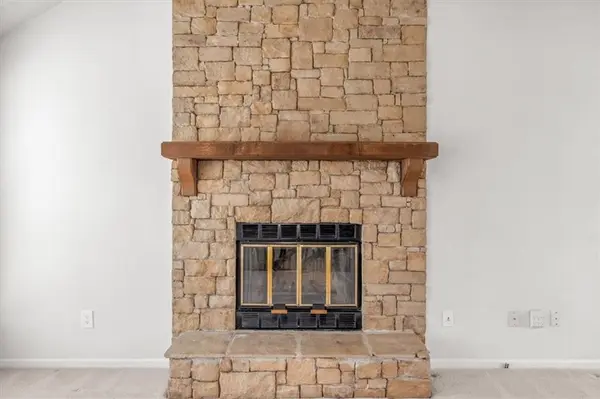 10300 Haskins ST, Lenexa, KS 66215