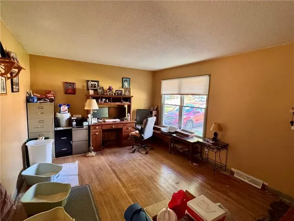 406 Baldwin ST, Belton, MO 64012