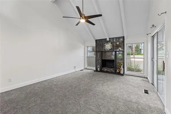 7928 Halsey ST, Lenexa, KS 66215