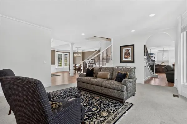 16624 Rosewood ST, Overland Park, KS 66085